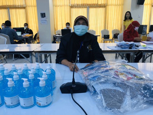 462F2063-8D13-40FE-9C55-517C30F4159F