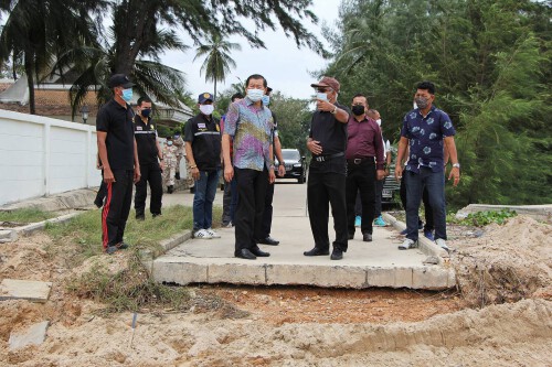 41A4626D-77D3-449F-AA67-F800040B21E8